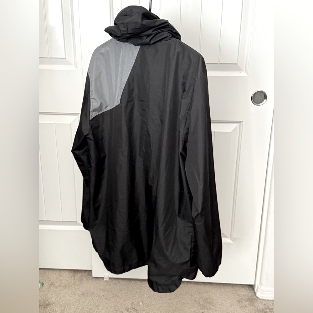 Men's Black and Gray Hooded Jacket